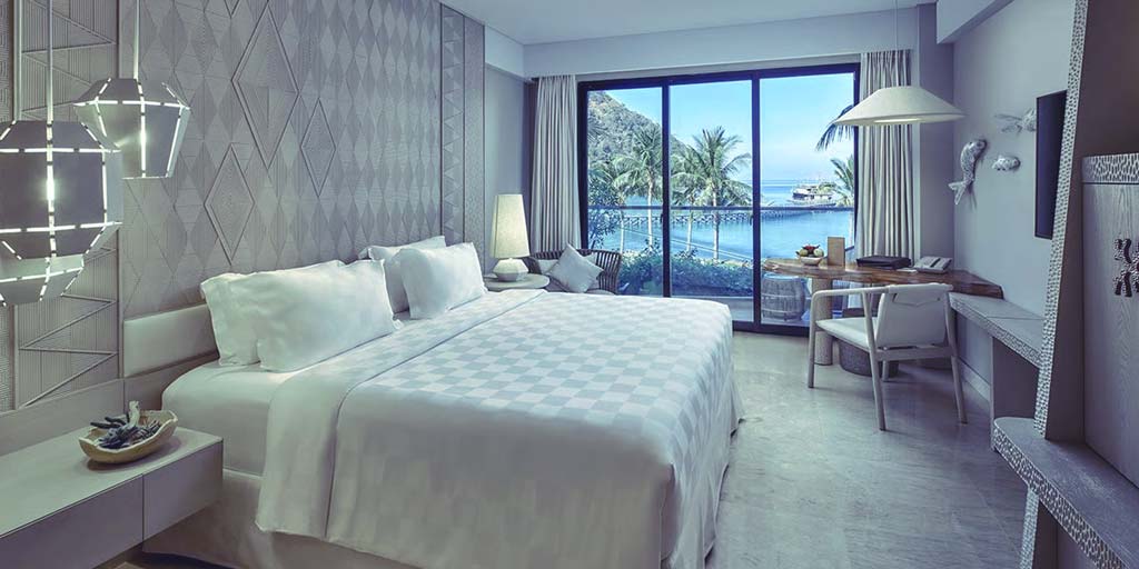 Ocean View Room Slide 1