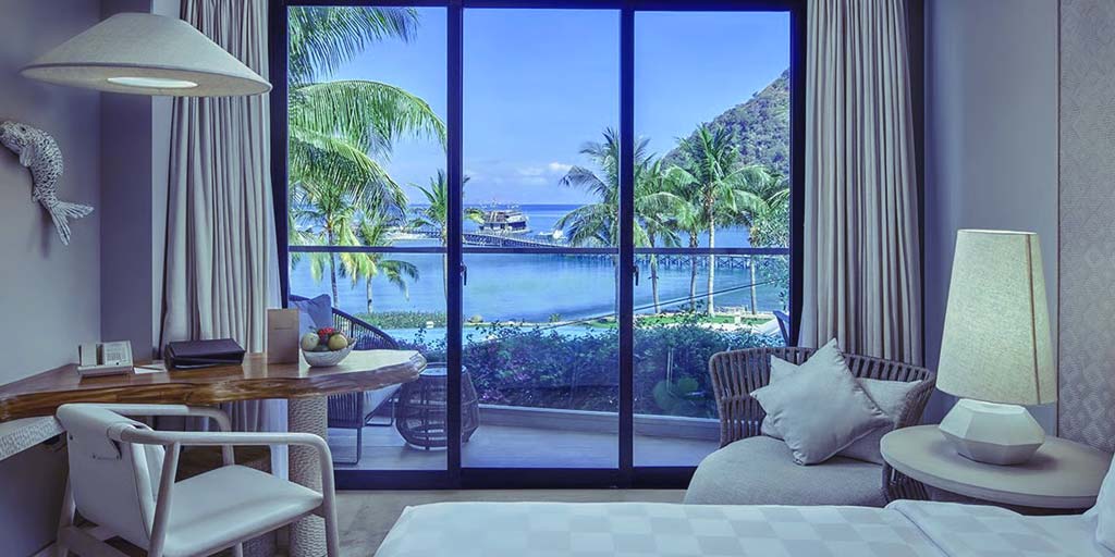 Ocean View Room Slide 2