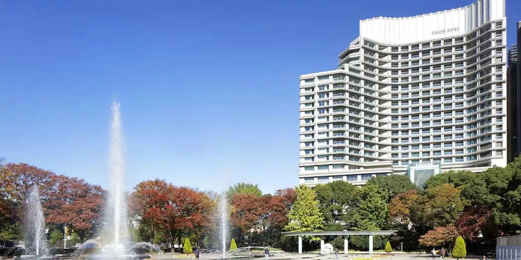 Palace Hotel Tokyo marathon 2026 hotel paling prestisius di garis finish.