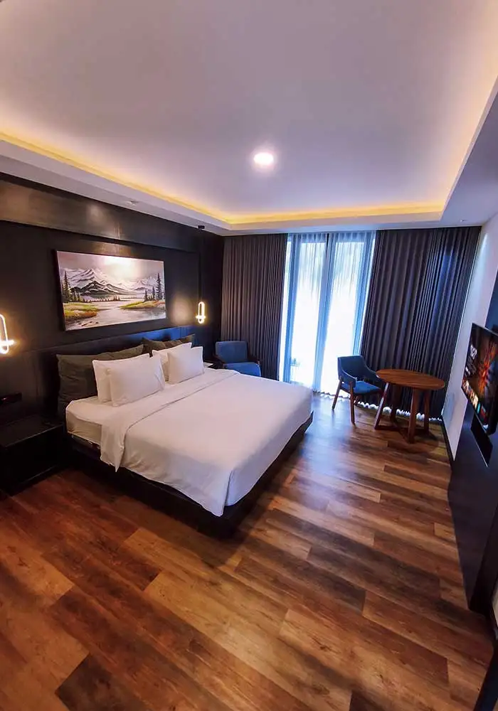 Manis Ae Balcony View