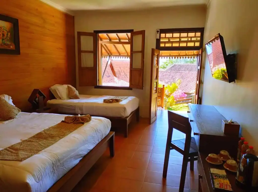 Bawangan Kayu Architecture Kamar 3 orang Pemandangan alam & udara pegunungan yang menenangkan.