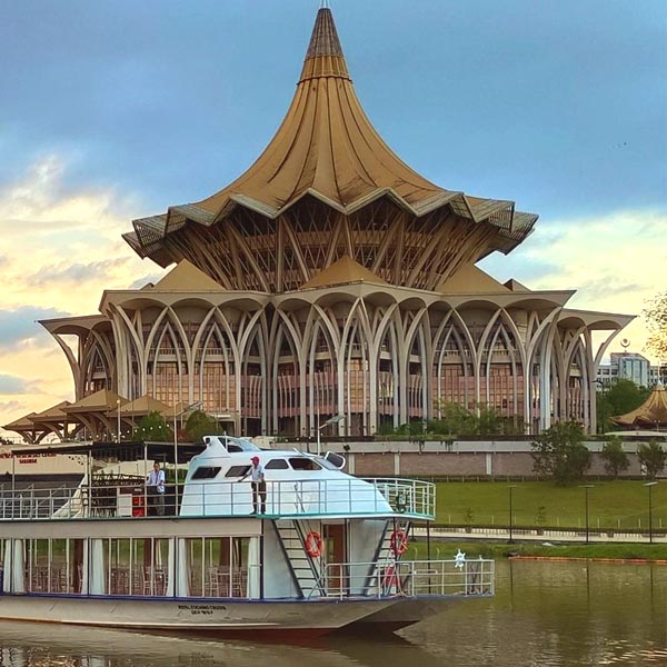 Tiket Pesawat Kuching